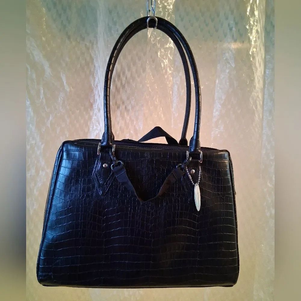 Mobile EdgeβElegant Black Faux Crocodile-Embossed Workbag